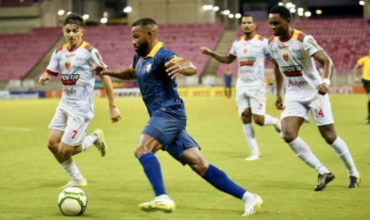 PETROLINA VENCE O RETRÔ E CONQUISTA PRIMEIRA VITÓRIA NO PERNAMBUCANO