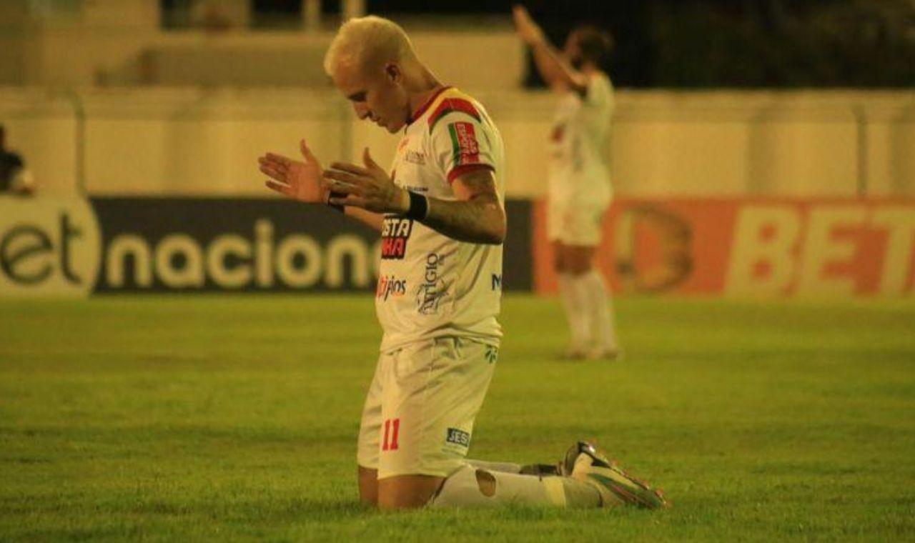 PETROLINA VENCE CASCAVEL-PR E ESTÁ CLASSFICADO NA COPA DO BRASIL