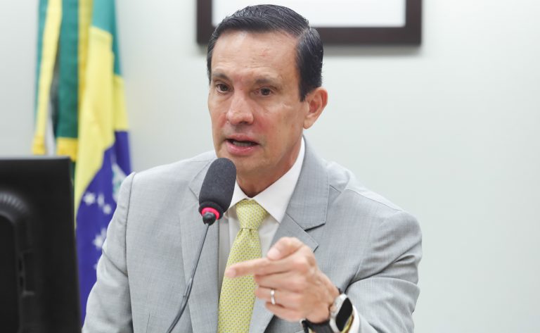 Comissão aprova programa para incentivar exportação de bens de alto valor agregado