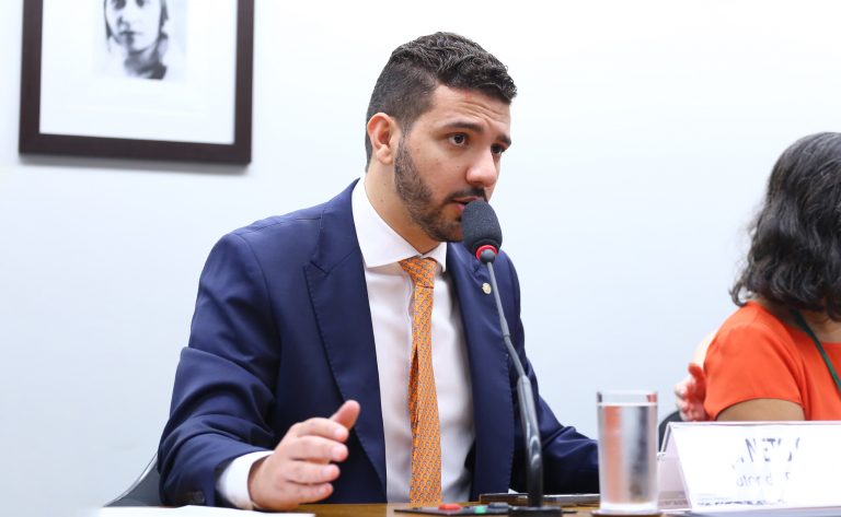 Projeto acrescenta a pena de multa à prisão para crimes de homicídio e lesão corporal