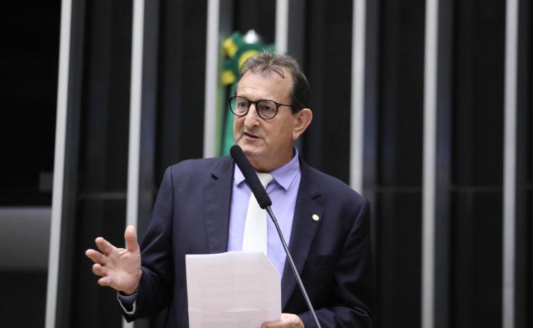 Projeto de lei proíbe comercialização de animal silvestre ou exótico como pet