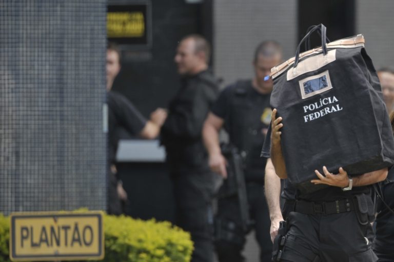 Comissão debate os dez anos da operação Lava Jato