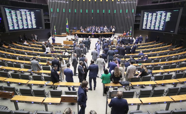 Lira faz apelo por fim de polarização política e pede solidariedade com gaúchos; acompanhe