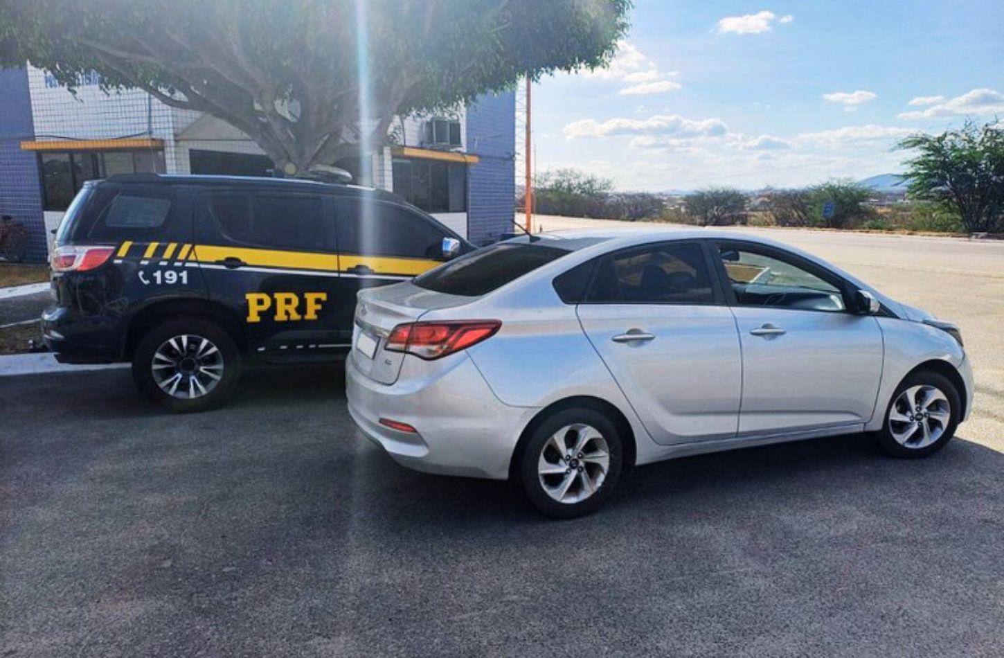 PRF RECUPERA EM SÃO CAETANO, VEÍCULO FURTADO EM SÃO PAULO