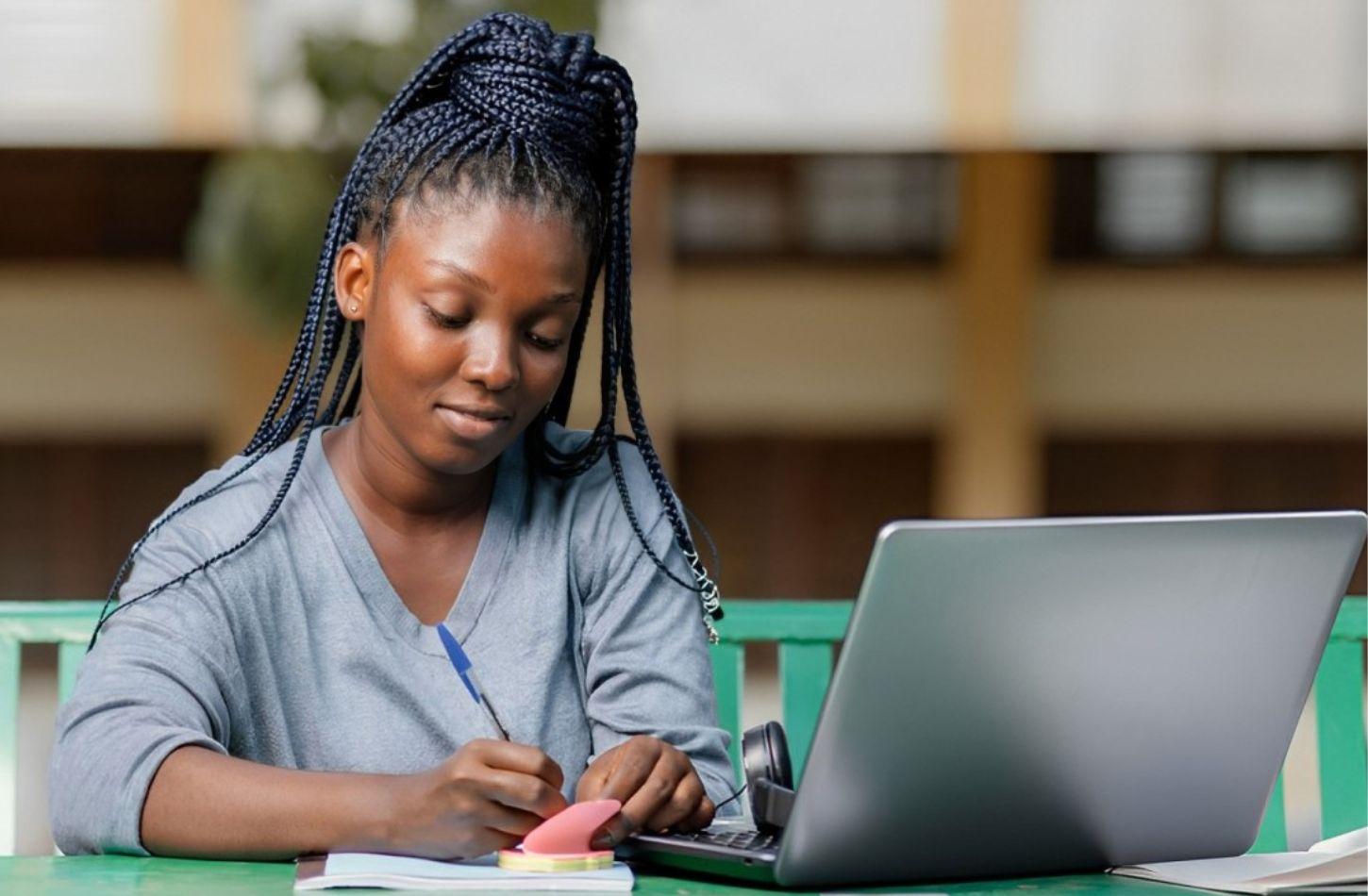 SESI-PE OFERECE CURSOS EAD PARA QUEM QUER SE QUALIFICAR PARA 2025