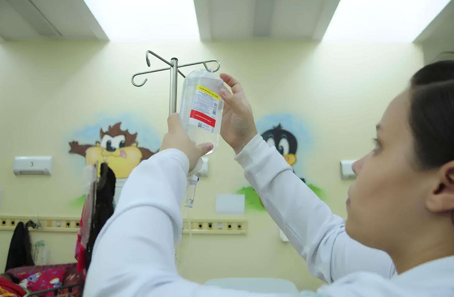 CABROBÓ RECEBE REPASSE DO PISO DA ENFERMAGEM