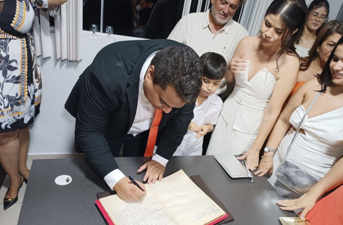 GALEGO DE NANAI TOMA POSSE PARA SEGUNDO MANDATO EM CABROBÓ, PE