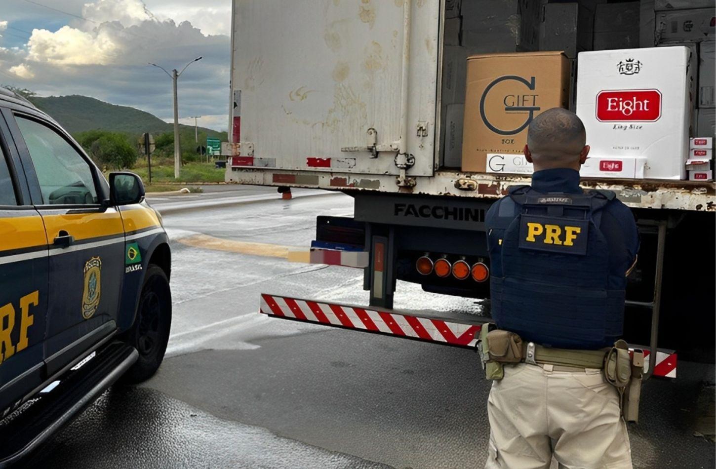 CARGA DE 30 MIL MAÇOS DE CIGARRO PARAGUAIO É APREENDIDA EM SERRA TALHADA, PE