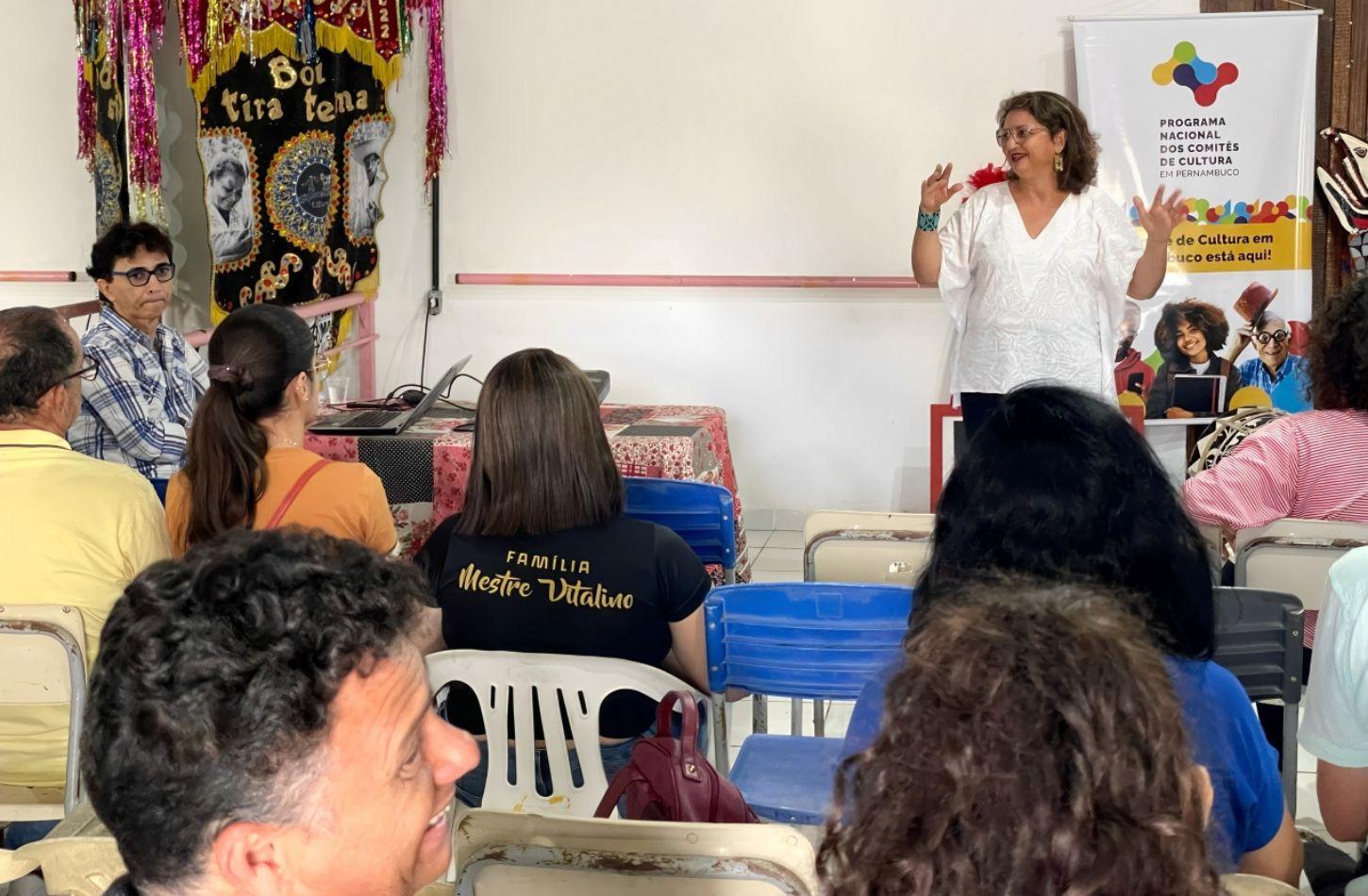 SANTA MARIA DA BOA VISTA RECEBE FORMAÇÃO GRATUITA SOBRE DIREITOS CULTURAIS E HUMANOS