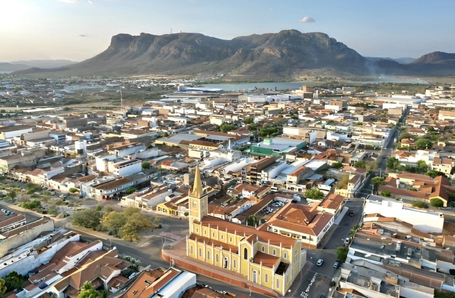 ESTIAGEM: MIDR RECONHECE A SITUAÇÃO DE EMERGÊNCIA EM SERRA TALHADA, PE