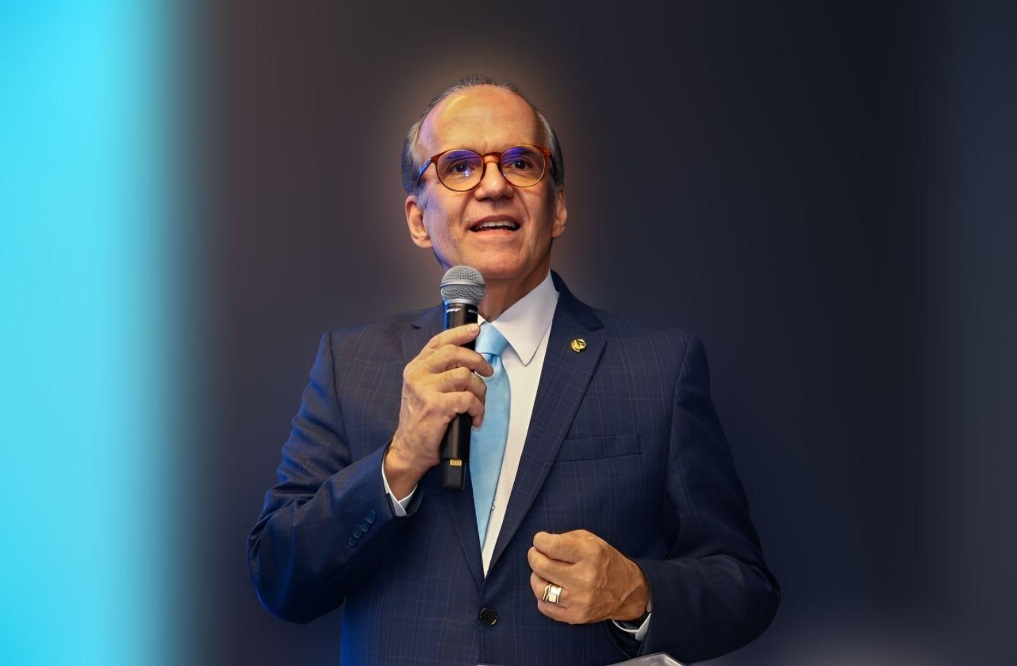 FERNANDO DUEIRE INSTALA GABINETE DO SENADO NO SERTÃO DE PE