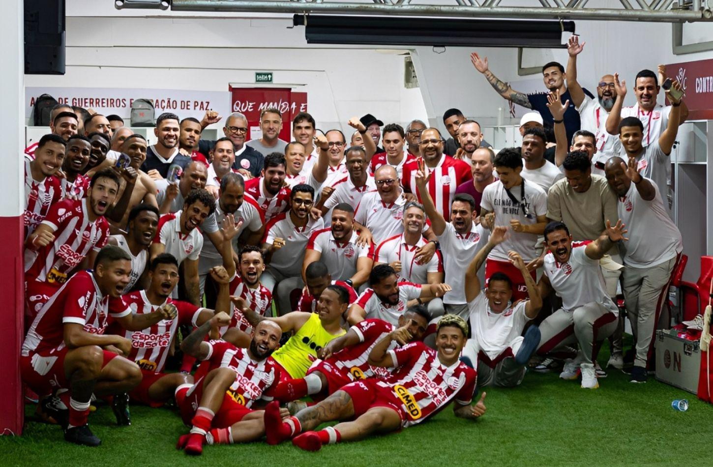 NÁUTICO VENCE O ANÁPOLIS  E GARANTE VAGA PARA A PRÓXIMA FASE