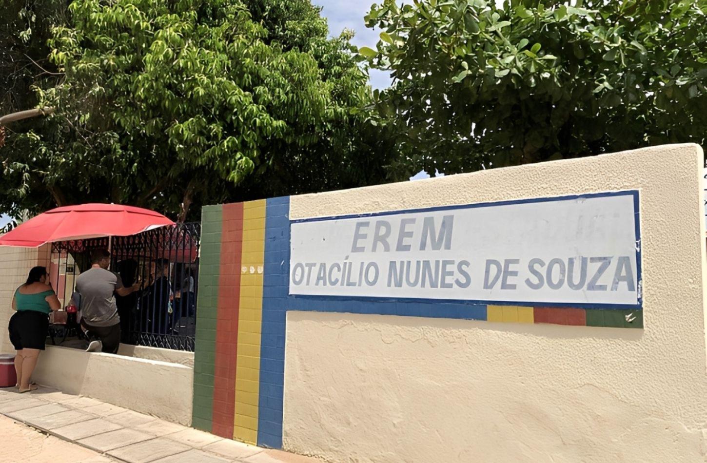 PROFESSOR É PRESO EM ESCOLA DE PETROLINA SUSPEITO DE ASSÉDIO SEXUAL