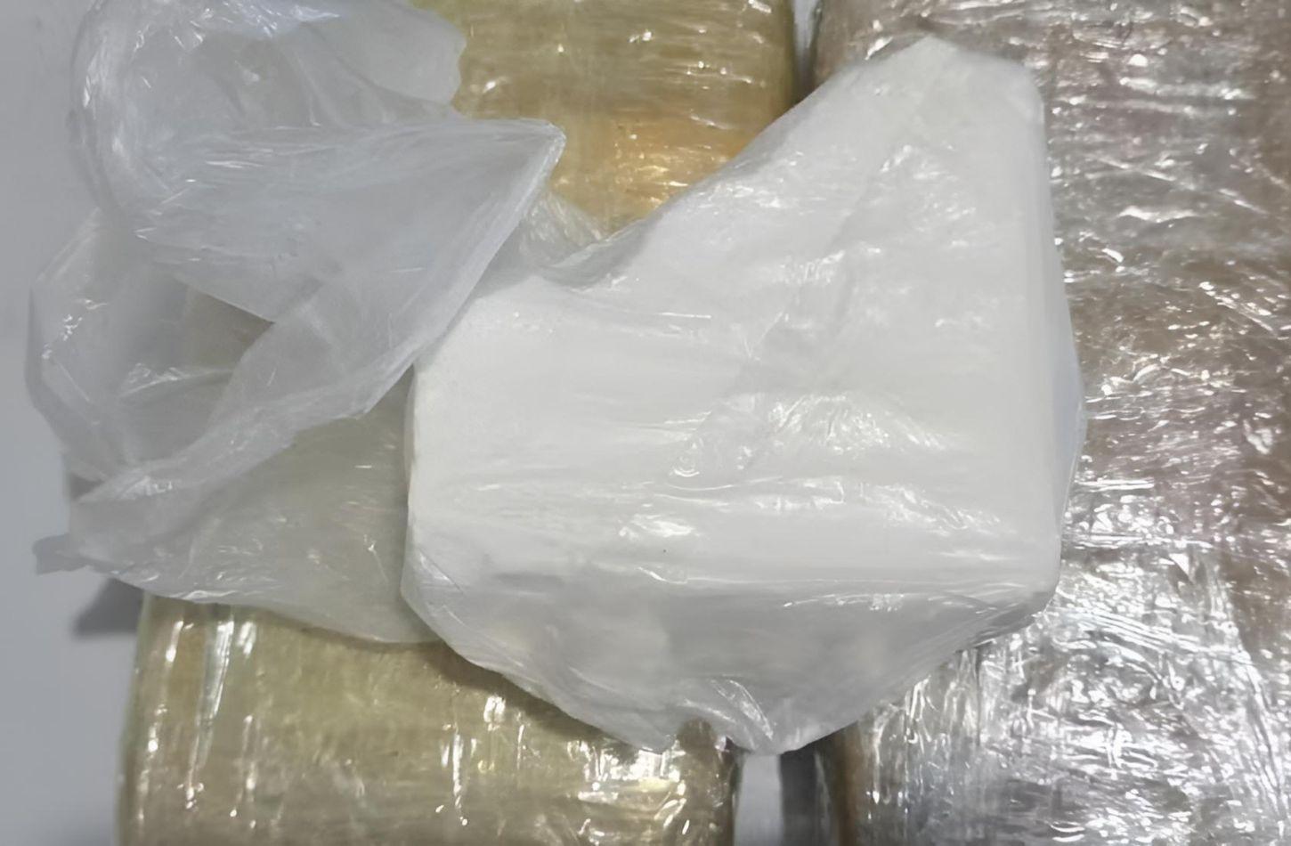 HOMEM É PRESO COM COCAÍNA EM SERRA TALHADA, PE