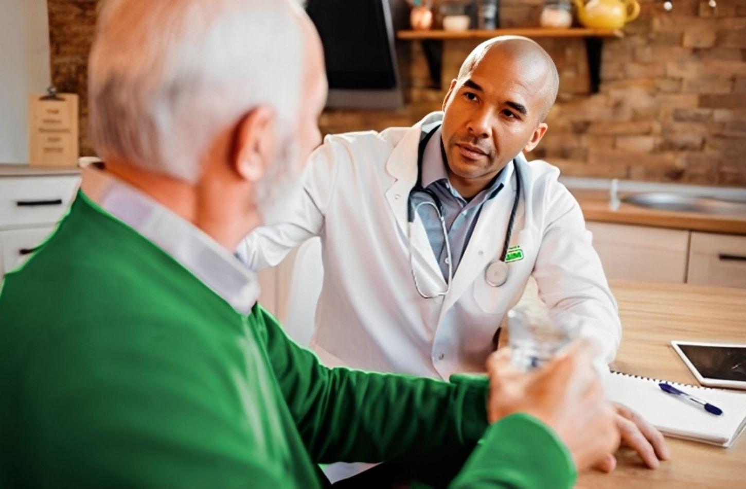NOVEMBRO AZUL REFORÇA IMPORTÂNCIA DA PREVENÇÃO E DO DIAGNÓSTICO PRECOCE ENTRE OS HOMENS
