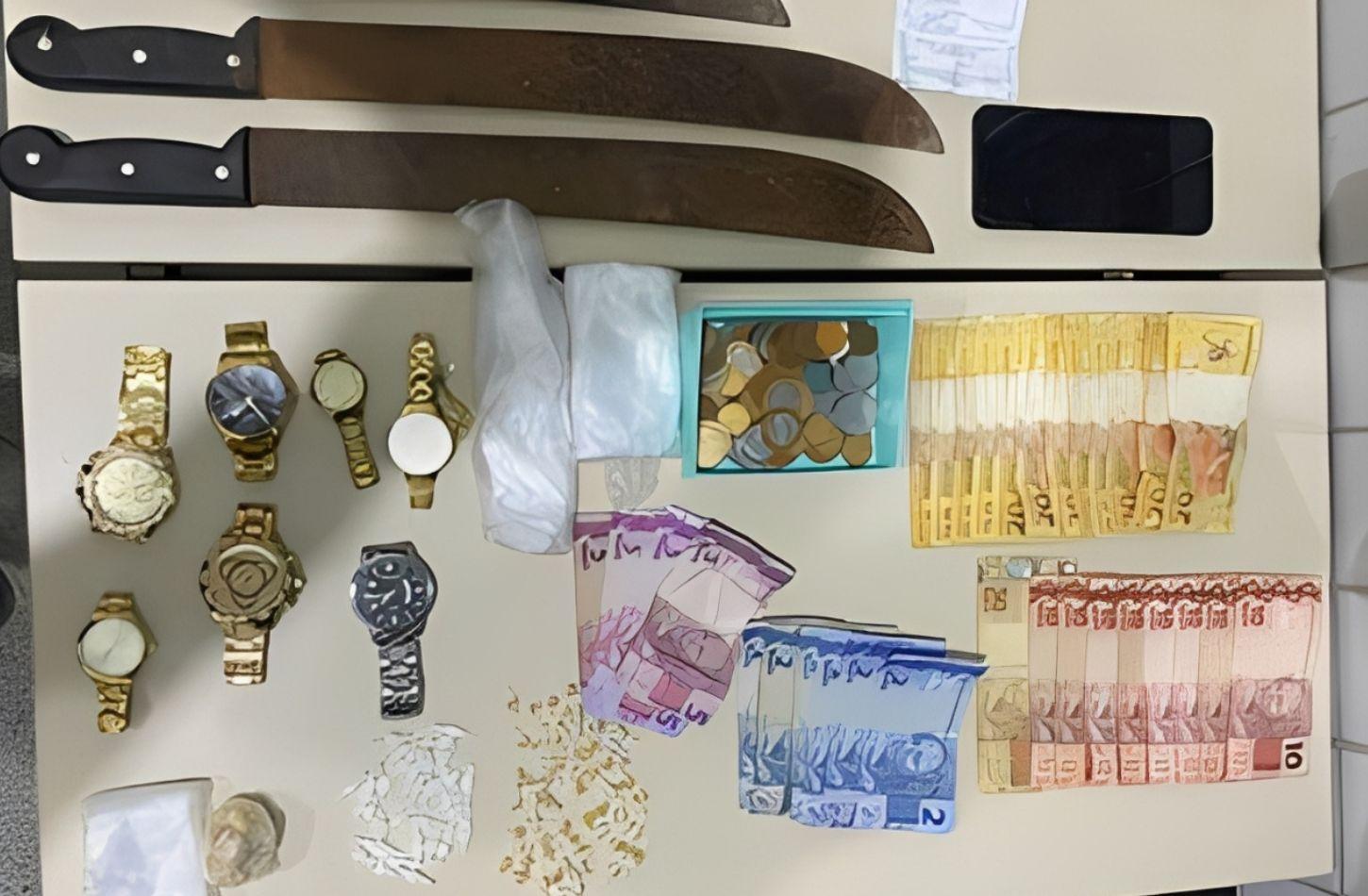 CASAL É PRESO POR TRÁFICO DE DROGAS  EM TERRA NOVA, PE