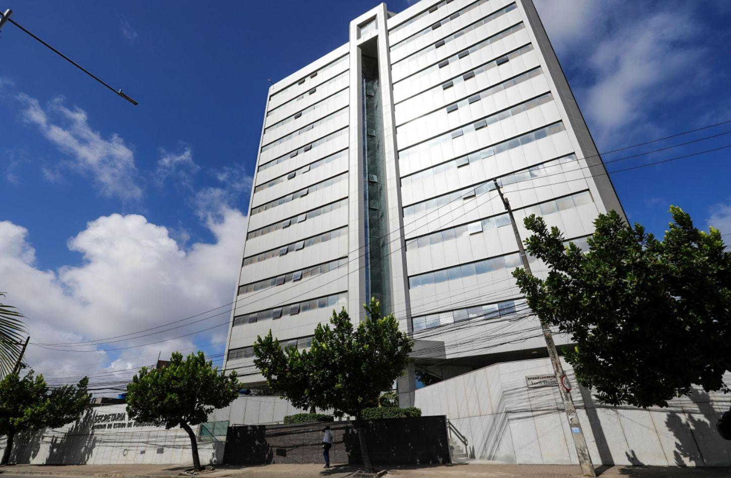 PERNAMBUCO ANUNCIA SELEÇÃO SIMPLIFICADA COM 233 VAGAS